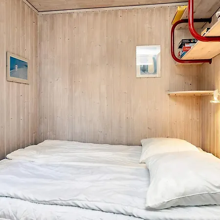 9 Person In L Kken Feriehus