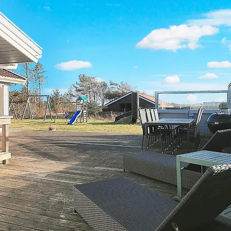 9 Person In L Kken * Gronhoj (Nordjylland)